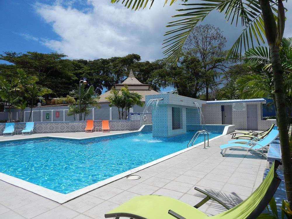 Chic - The Boutique Hotel And Conference Centre 克朗角 外观 照片